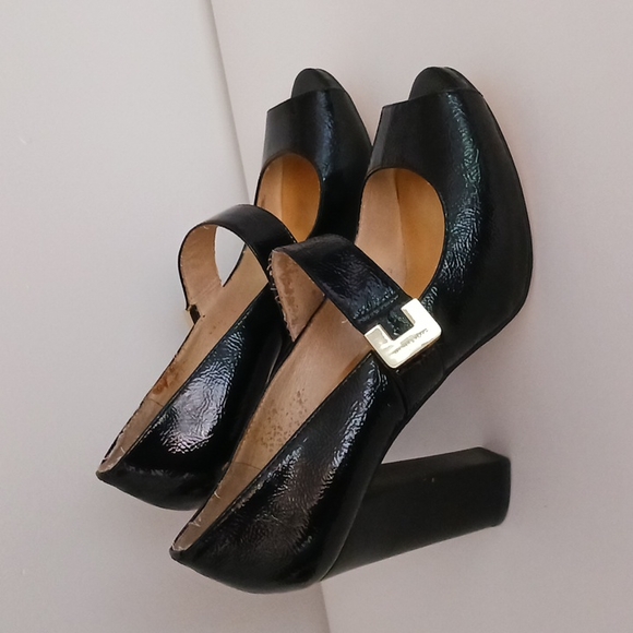 Michael Kors Black Heels - Picture 2 of 7